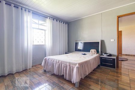 Quarto 1 de casa para alugar com 4 quartos, 396m² em Pinheirinho, Curitiba