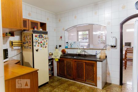 Casa à venda com 175m², 3 quartos e 2 vagasCozinha