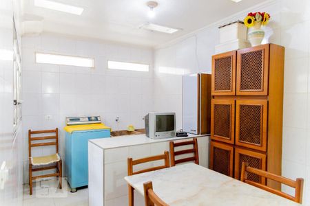 Casa à venda com 175m², 3 quartos e 2 vagasCozinha