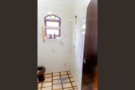 Casa à venda com 175m², 3 quartos e 2 vagasBanheiro 2