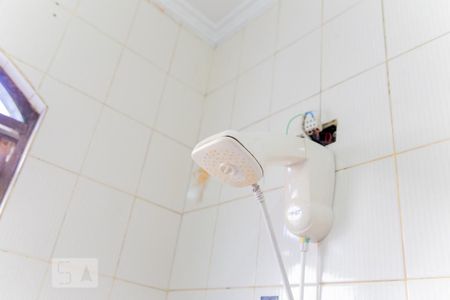 Casa à venda com 175m², 3 quartos e 2 vagasChuveiro