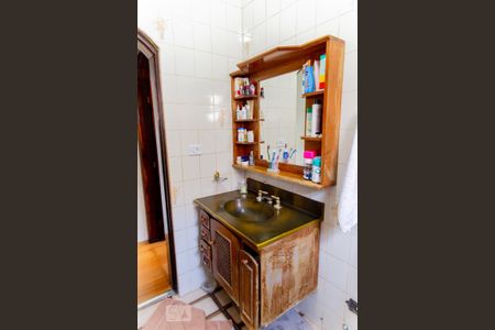 Casa à venda com 175m², 3 quartos e 2 vagasBanheiro 2