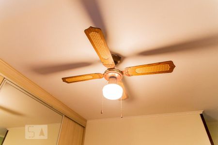 Casa à venda com 175m², 3 quartos e 2 vagasVentilador de teto