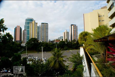 Vista ampla de apartamento para alugar com 1 quarto, 50m² em Caminho das Árvores, Salvador