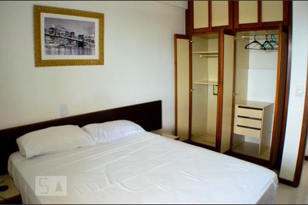 Quarto de apartamento para alugar com 1 quarto, 50m² em Caminho das Árvores, Salvador