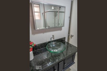 Apartamento à venda com 54m², 1 quarto e sem vagaBanheiro