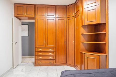 Quarto de apartamento à venda com 1 quarto, 54m² em Cerqueira César, São Paulo