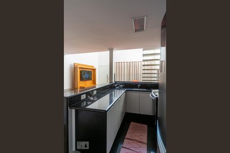 Casa para alugar com 200m², 3 quartos e 2 vagas Casa para alugar com 200m², 3 quartos e 2 vagasCozinha
