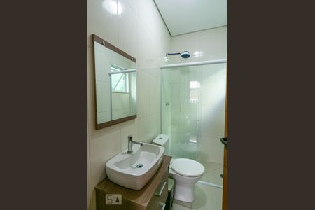Casa para alugar com 200m², 3 quartos e 2 vagas Casa para alugar com 200m², 3 quartos e 2 vagasBanheiro da Suíte 1