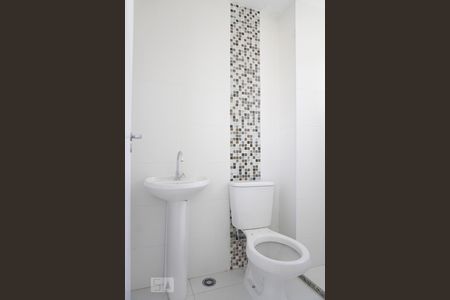 Apartamento à venda com 41m², 2 quartos e sem vaga Apartamento à venda com 41m², 2 quartos e sem vagaBanheiro