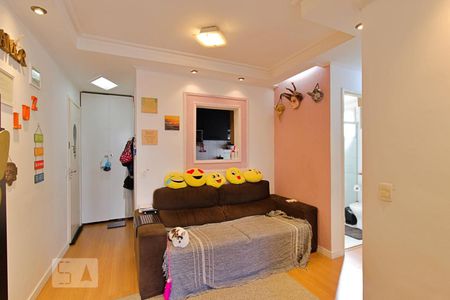 Sala de apartamento para alugar com 2 quartos, 49m² em Jardim Ampliação, São Paulo
