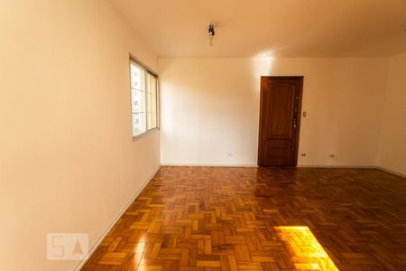 Apartamento para alugar com 78m², 2 quartos e 1 vagaSala