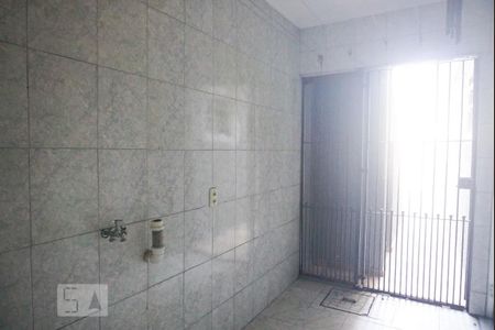 Casa à venda com 80m², 2 quartos e 1 vagaLavanderia
