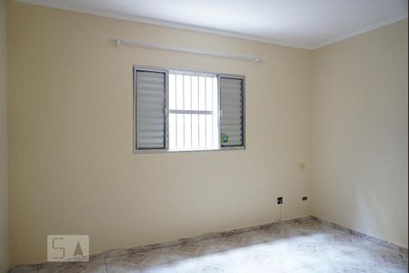 Casa à venda com 80m², 2 quartos e 1 vagaQuarto