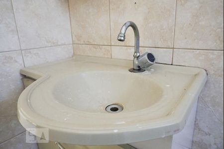 Casa à venda com 80m², 2 quartos e 1 vagaBanheiro da Suíte - Torneira