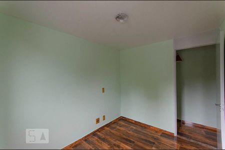 Quarto 1 de apartamento para alugar com 2 quartos, 49m² em Jardim Danfer, São Paulo