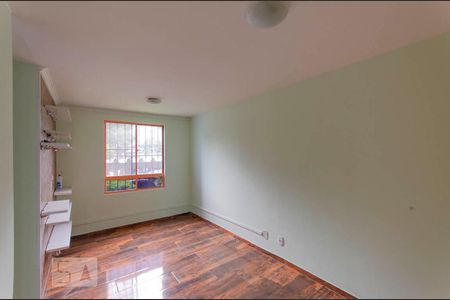 Sala de apartamento para alugar com 2 quartos, 49m² em Jardim Danfer, São Paulo