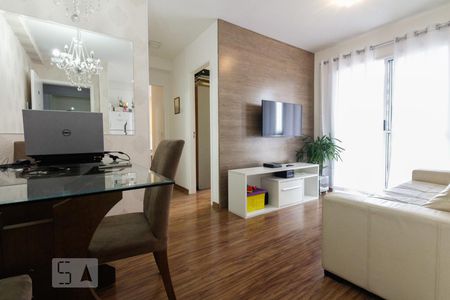 Sala  de apartamento à venda com 2 quartos, 48m² em Quinta da Paineira, São Paulo