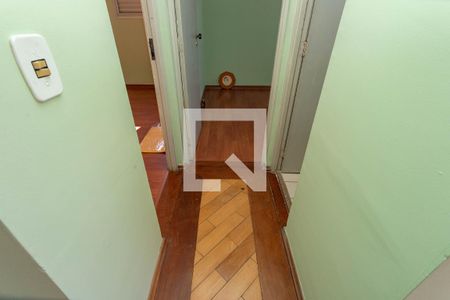 Corredor de apartamento para alugar com 2 quartos, 59m² em Taboão, Diadema