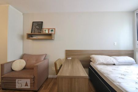 Apartamento para alugar com 19m², 1 quarto e 1 vagaSala/Quarto