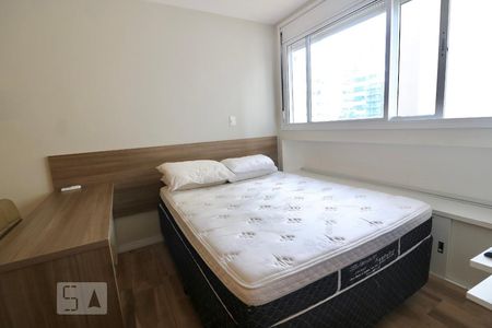 Apartamento para alugar com 19m², 1 quarto e 1 vagaSala/Quarto