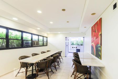 Apartamento para alugar com 47m², 1 quarto e 1 vaga Apartamento para alugar com 47m², 1 quarto e 1 vagaÁrea comum - Salão de festas