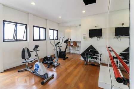 Apartamento para alugar com 47m², 1 quarto e 1 vaga Apartamento para alugar com 47m², 1 quarto e 1 vagaÁrea comum - Academia