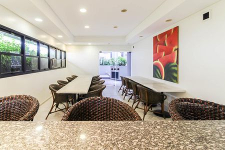 Apartamento para alugar com 47m², 1 quarto e 1 vaga Apartamento para alugar com 47m², 1 quarto e 1 vagaÁrea comum - Salão de festas