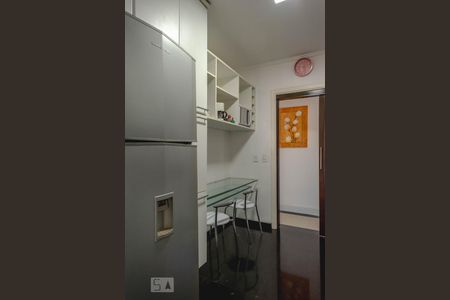 Apartamento para alugar com 85m², 3 quartos e 1 vaga Apartamento para alugar com 85m², 3 quartos e 1 vagaCozinha
