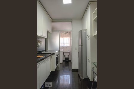 Apartamento para alugar com 85m², 3 quartos e 1 vaga Apartamento para alugar com 85m², 3 quartos e 1 vagaCozinha