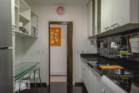 Apartamento para alugar com 85m², 3 quartos e 1 vaga Apartamento para alugar com 85m², 3 quartos e 1 vagaCozinha