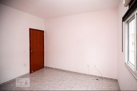 Casa de condomínio à venda com 100m², 2 quartos e 1 vagaSuíte