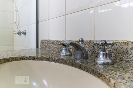 Casa à venda com 185m², 4 quartos e 1 vagaBanheiro social