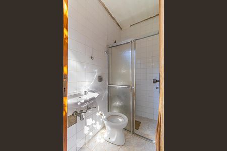 Casa à venda com 185m², 4 quartos e 1 vagaBanheiro de serviço