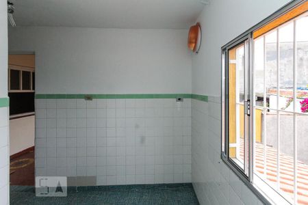 Casa à venda com 330m², 2 quartos e 1 vaga Casa à venda com 330m², 2 quartos e 1 vagaÁrea de Serviço