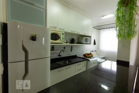 Apartamento para alugar com 50m², 2 quartos e 1 vaga Apartamento para alugar com 50m², 2 quartos e 1 vagaDetalhe - Cozinha