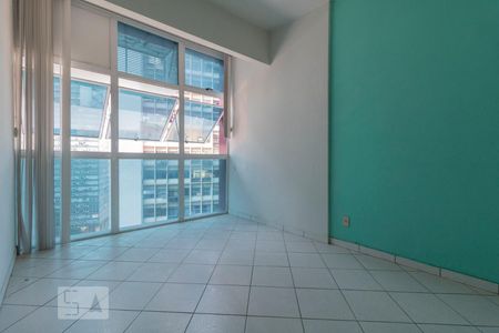 Studio de kitnet/studio para alugar com 1 quarto, 30m² em Centro, Rio de Janeiro