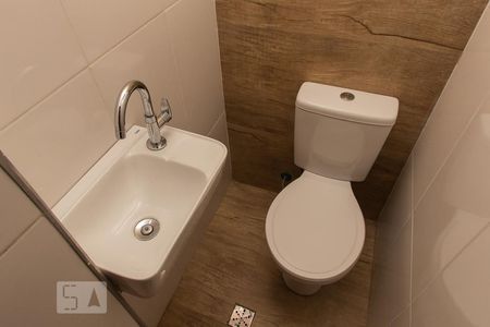 Lavabo de apartamento para alugar com 3 quartos, 70m² em Horto Florestal, Belo Horizonte