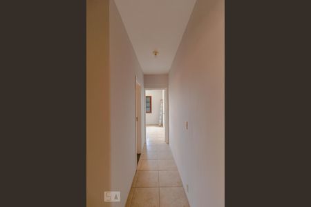 Casa à venda com 150m², 2 quartos e 1 vagaCorredor