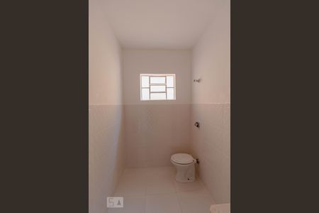 Casa à venda com 150m², 2 quartos e 1 vagaBanheiro