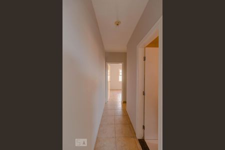 Casa à venda com 150m², 2 quartos e 1 vagaCorredor