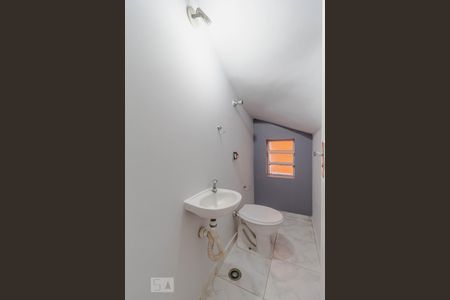 Lavabo de casa à venda com 2 quartos, 150m² em Cupecê, São Paulo