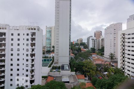 Vista Varanda Sala de apartamento para alugar com 1 quarto, 54m² em Moema, São Paulo