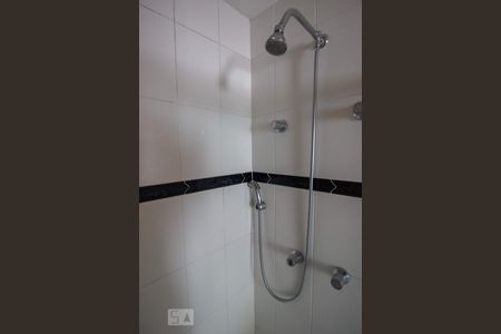 Apartamento à venda com 57m², 2 quartos e 1 vagaDetalhe Banheiro