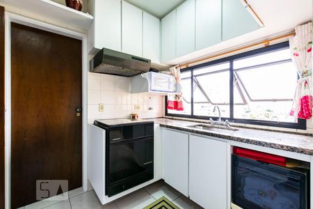 Apartamento à venda com 96m², 3 quartos e 2 vagasCozinha