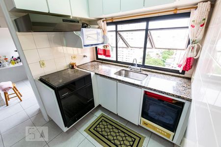 Apartamento à venda com 96m², 3 quartos e 2 vagasCozinha