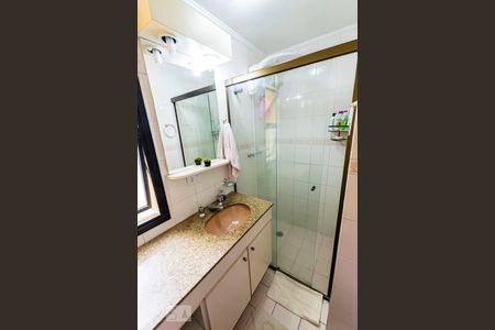 Apartamento à venda com 96m², 3 quartos e 2 vagasBanheiro social