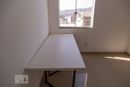 Apartamento à venda com 90m², 2 quartos e sem vagaMesa do Quarto 1