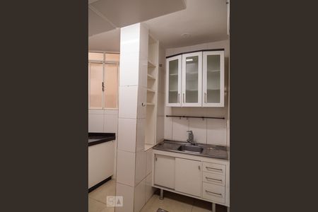 Apartamento à venda com 90m², 2 quartos e sem vagaCozinha