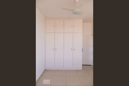 Apartamento à venda com 90m², 2 quartos e sem vagaArmário do Quarto 1